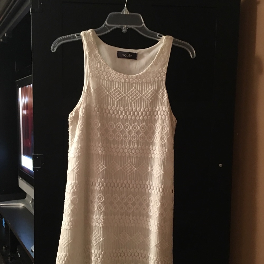 Crisp solid White dress